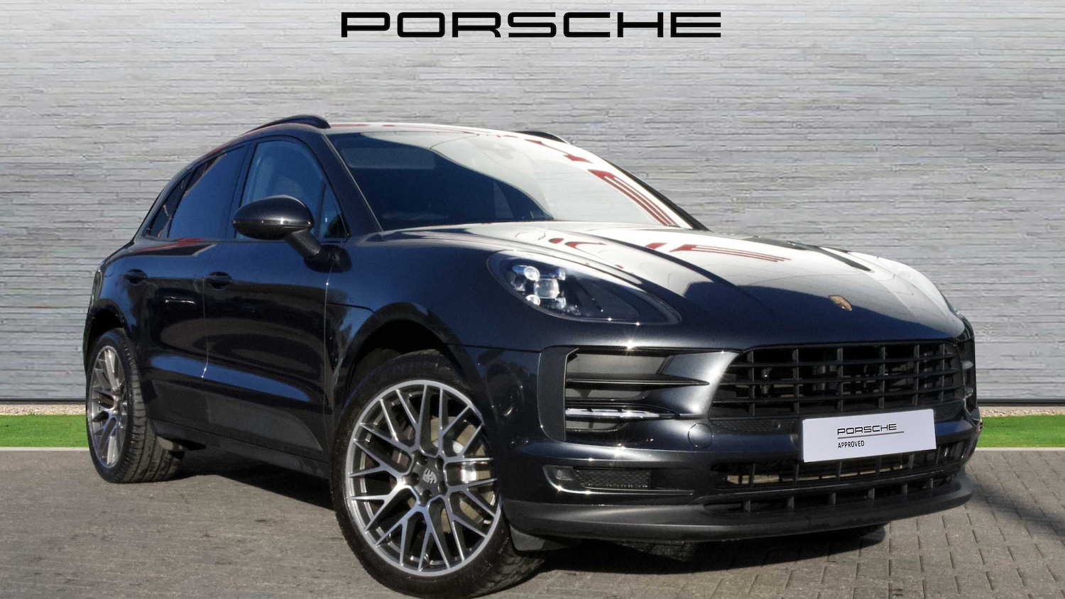 Used Porsche Macan 2021 for sale - 76362590: Photo 11