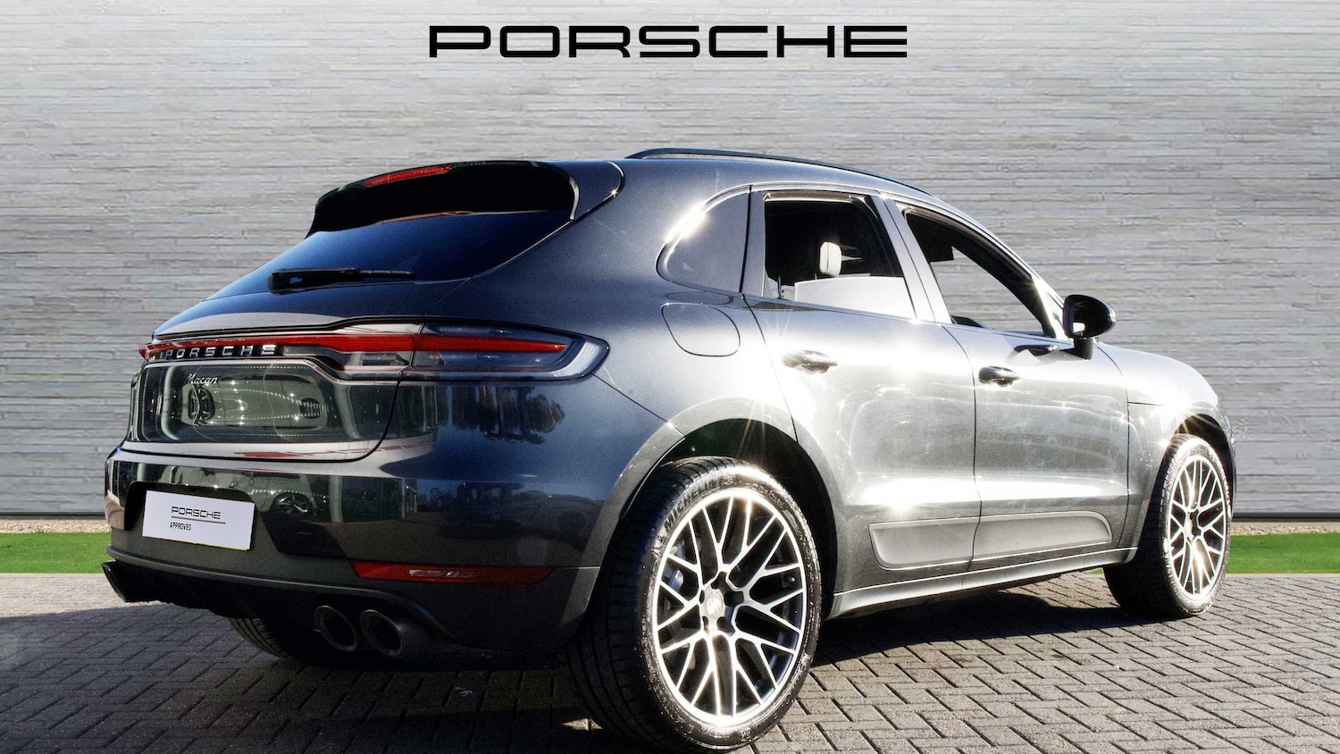 Used Porsche Macan 2021 for sale - 76362590: Photo 13