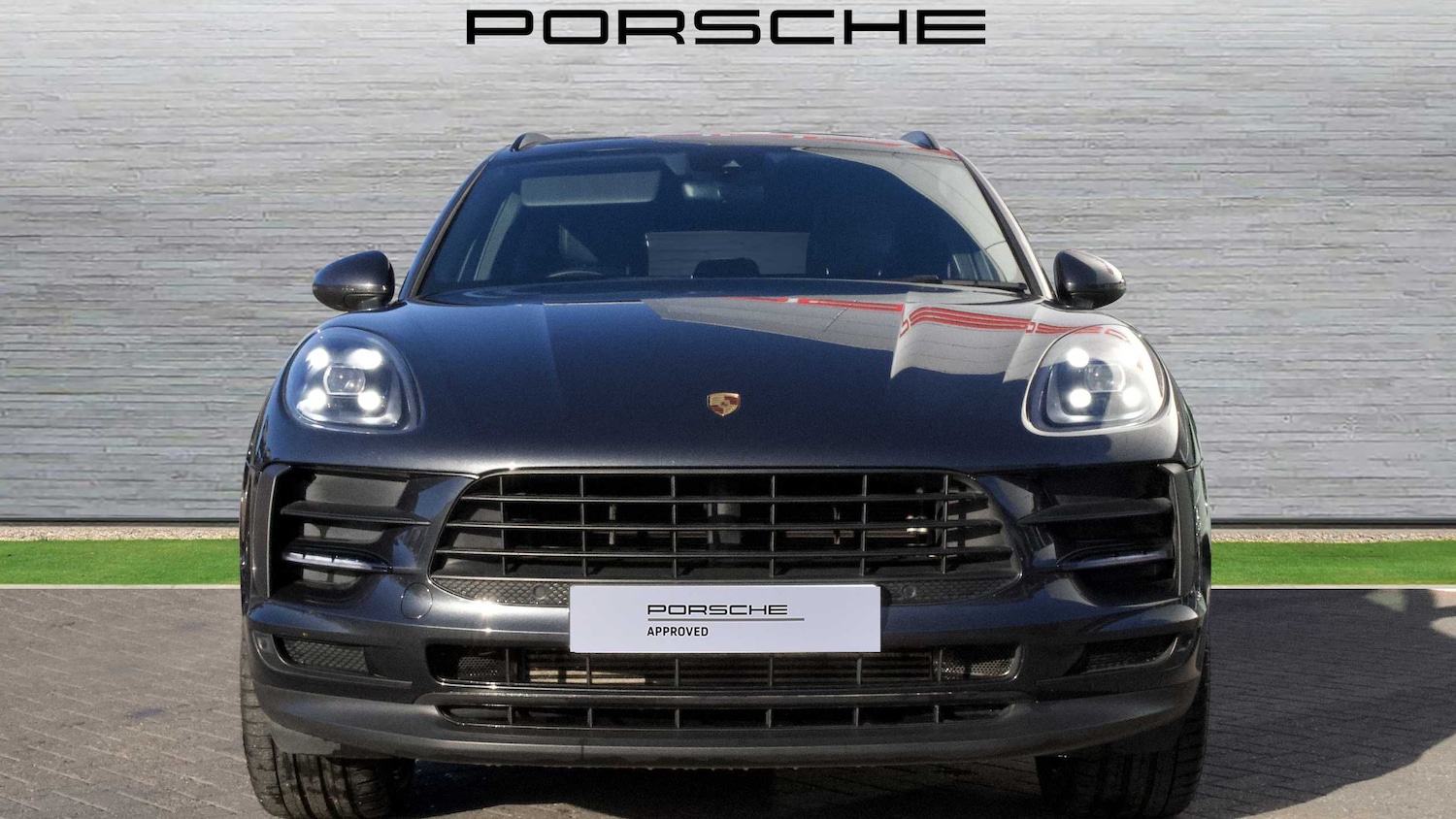 Used Porsche Macan 2021 for sale - 76362590: Photo 19
