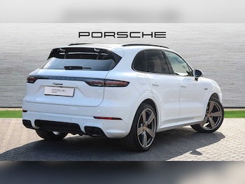 Used Porsche Cayenne 2023 for sale - 75366467: Photo