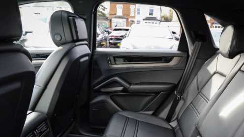 Used Porsche Cayenne 2026 for sale - 78010044: Photo 16