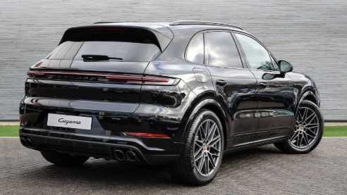 Used Porsche Cayenne 2026 for sale - 78010044: Photo 2