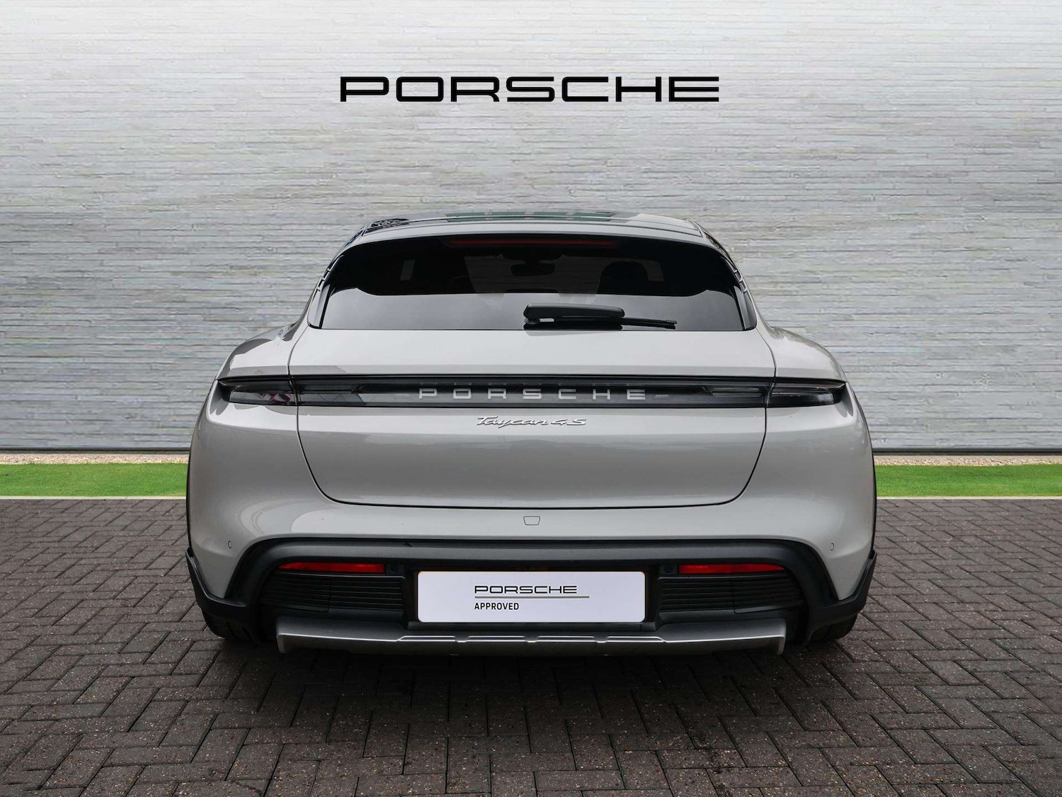 Used Porsche Taycan 2022 for sale - 77076469: Photo 10