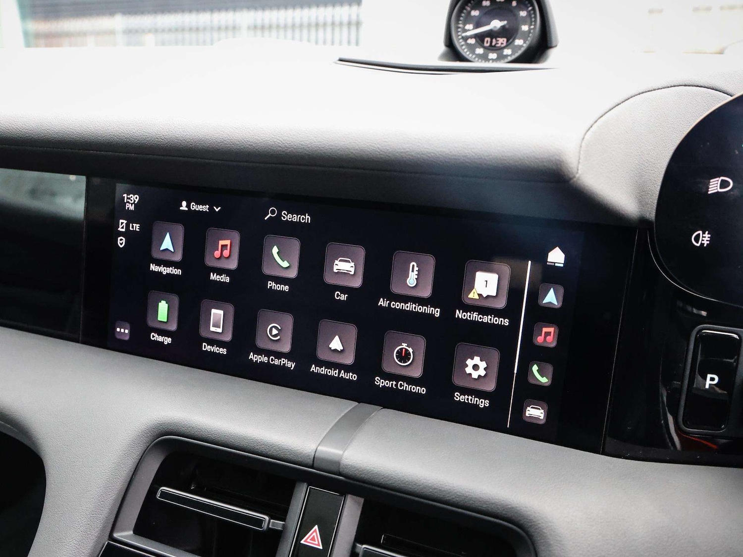 Used Porsche Taycan 2022 for sale - 77076469: Photo 20