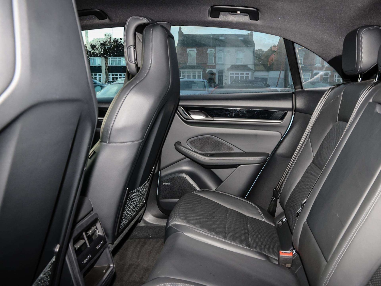 Used Porsche Macan 2024 for sale - 76610669: Photo 15