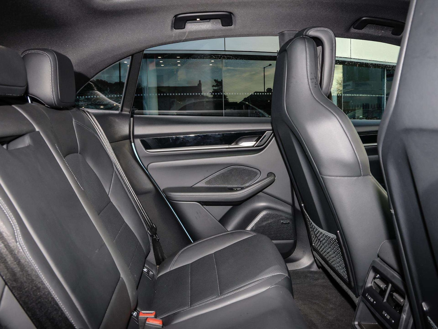 Used Porsche Macan 2024 for sale - 76610669: Photo 17