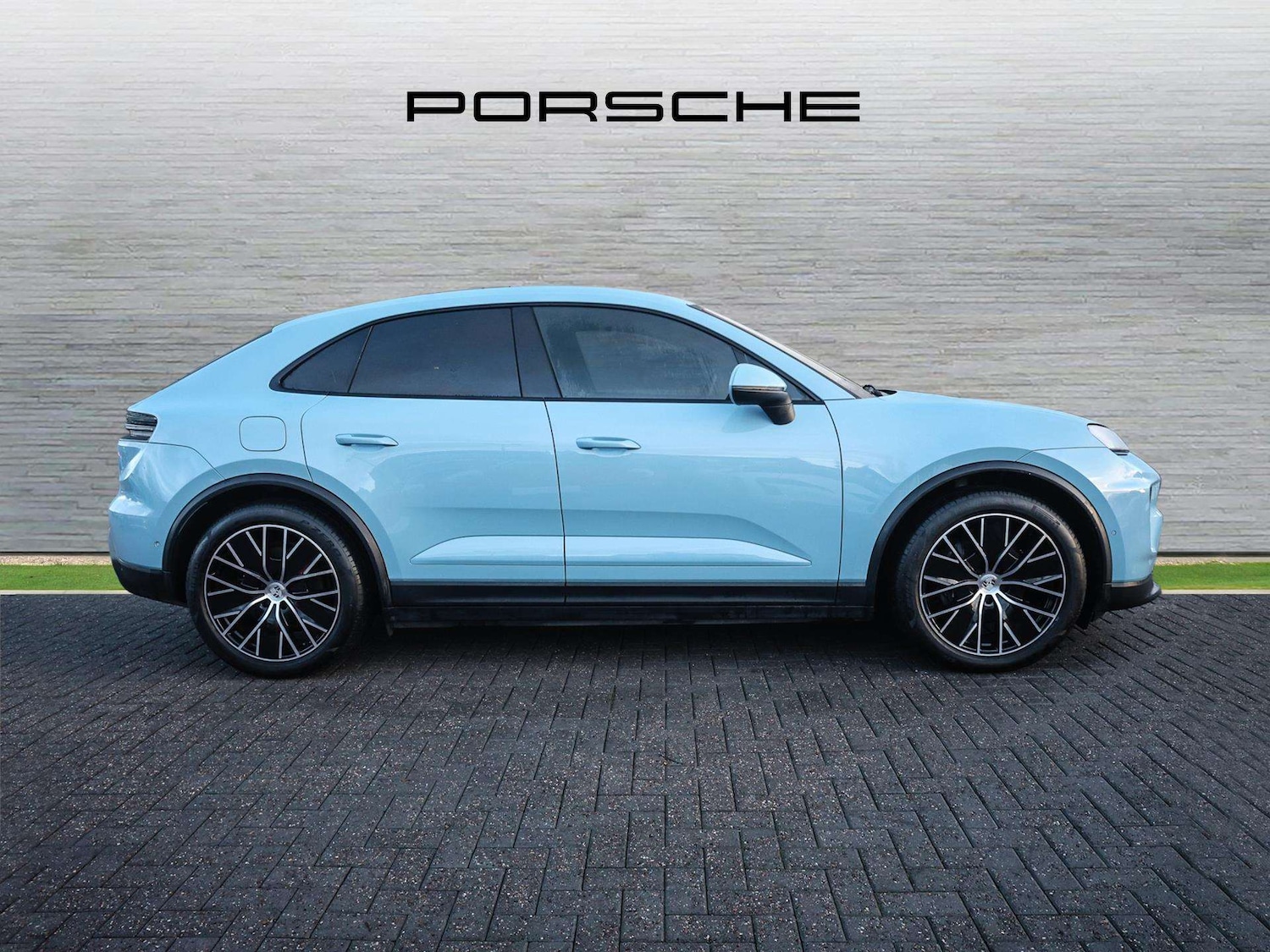 Used Porsche Macan 2024 for sale - 76610669: Photo 7