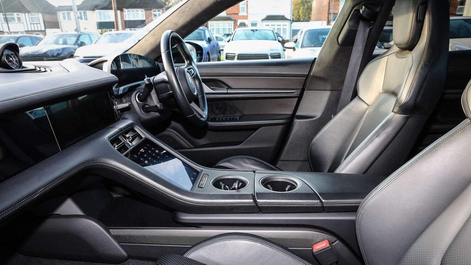 Used Porsche Taycan 2020 for sale - 76421151: Photo 13