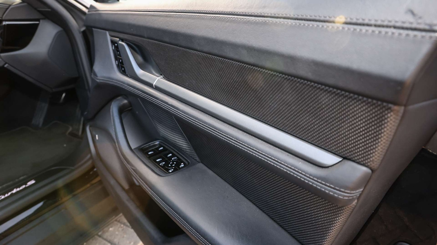 Used Porsche Taycan 2020 for sale - 76421151: Photo 33