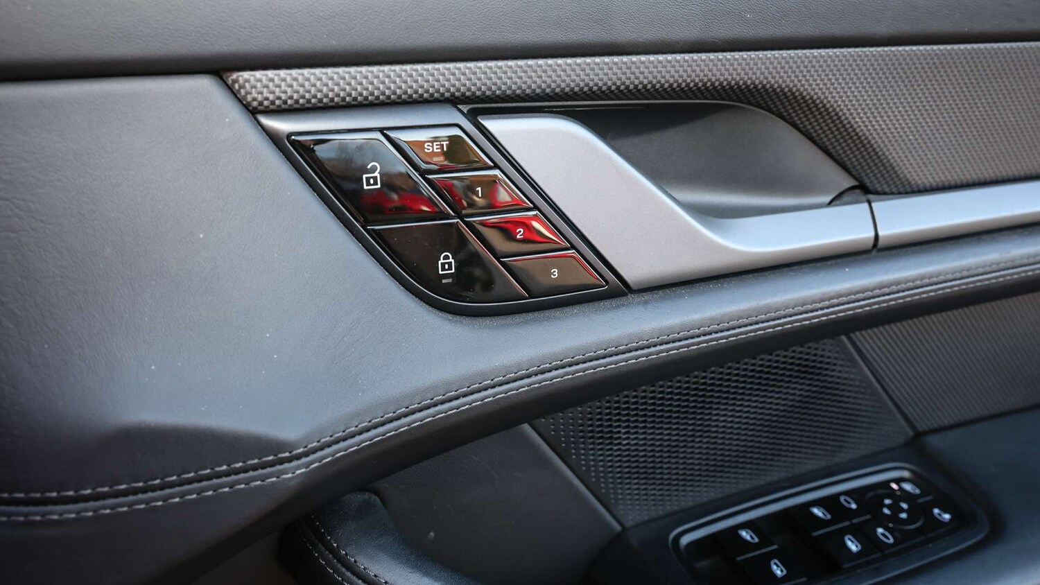 Used Porsche Taycan 2020 for sale - 76421151: Photo 34