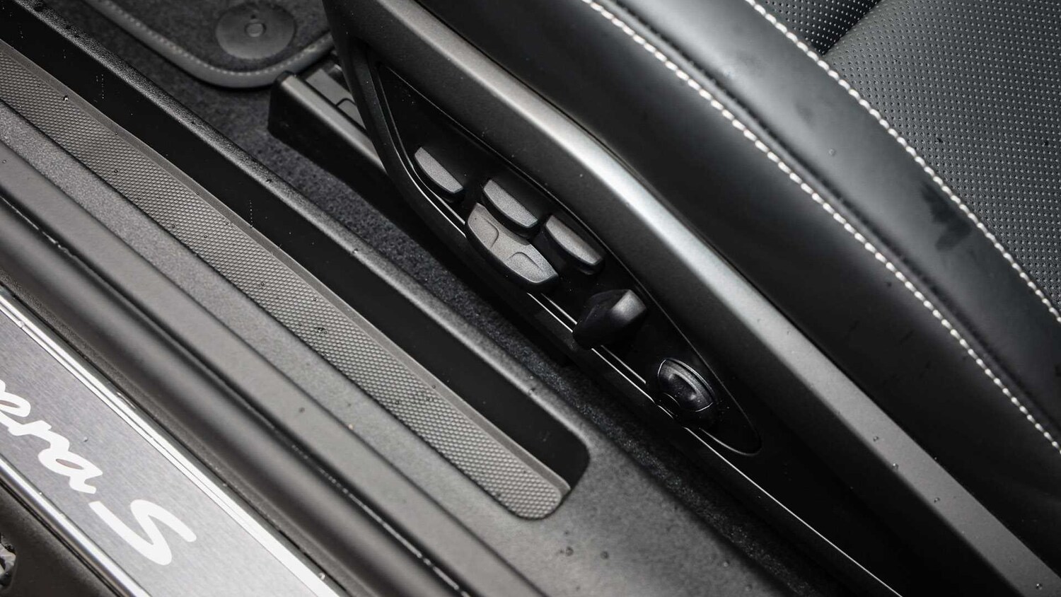 Used Porsche 911 2025 for sale - 77740840: Photo 29