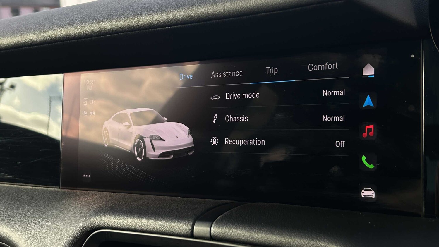 Used Porsche Taycan for sale - 77000110: Photo 14