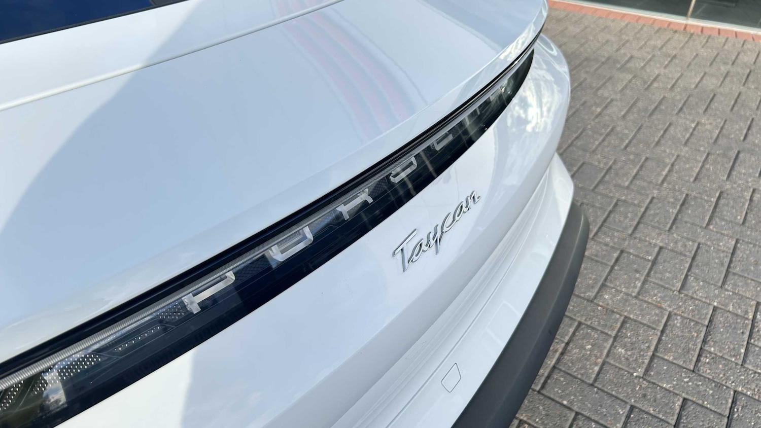 Used Porsche Taycan for sale - 77000110: Photo 26