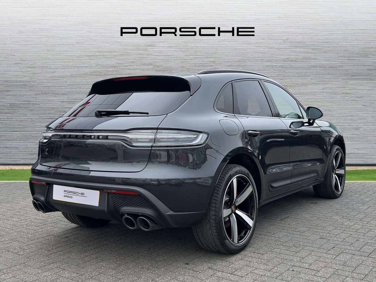 Used Porsche Macan 2026 for sale - 78010241: Photo 3