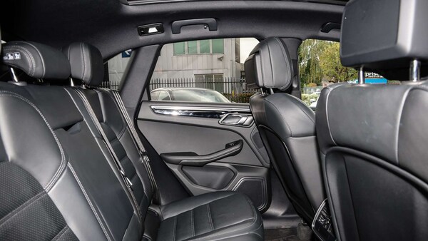 Used Porsche Macan 2023 for sale - 76176913: Photo 14