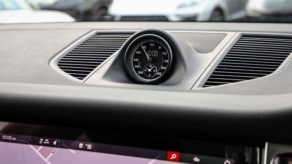 Used Porsche Macan 2023 for sale - 76176913: Photo 21