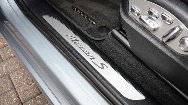 Used Porsche Macan 2023 for sale - 76176913: Photo 31