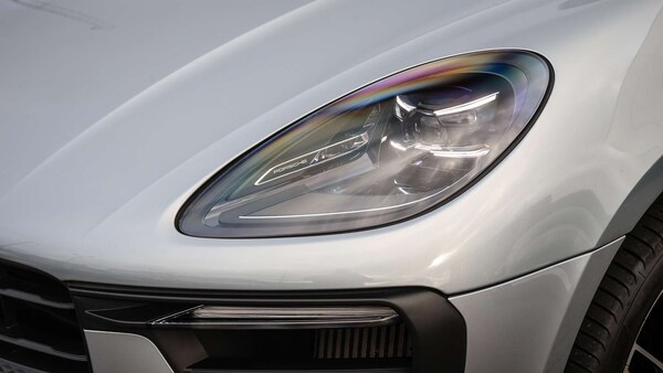 Used Porsche Macan 2023 for sale - 76176913: Photo 34