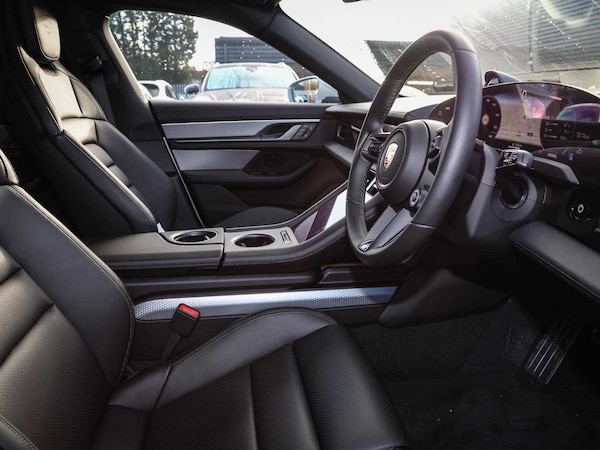 Used Porsche Taycan 2024 for sale - 75217733: Photo 13