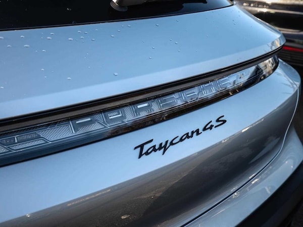 Used Porsche Taycan 2024 for sale - 75217733: Photo 34