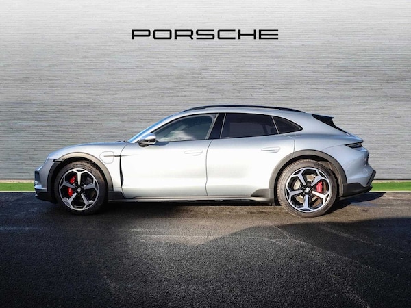 Used Porsche Taycan 2024 for sale - 75217733: Photo 8