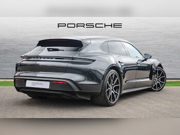 Used Porsche Taycan 2022 for sale - 75649359: Photo
