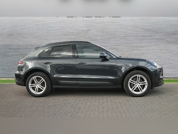 Used Porsche Macan 2024 for sale - 79015211: Photo