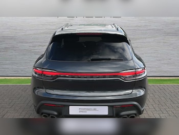Used Porsche Macan 2024 for sale - 79015211: Photo