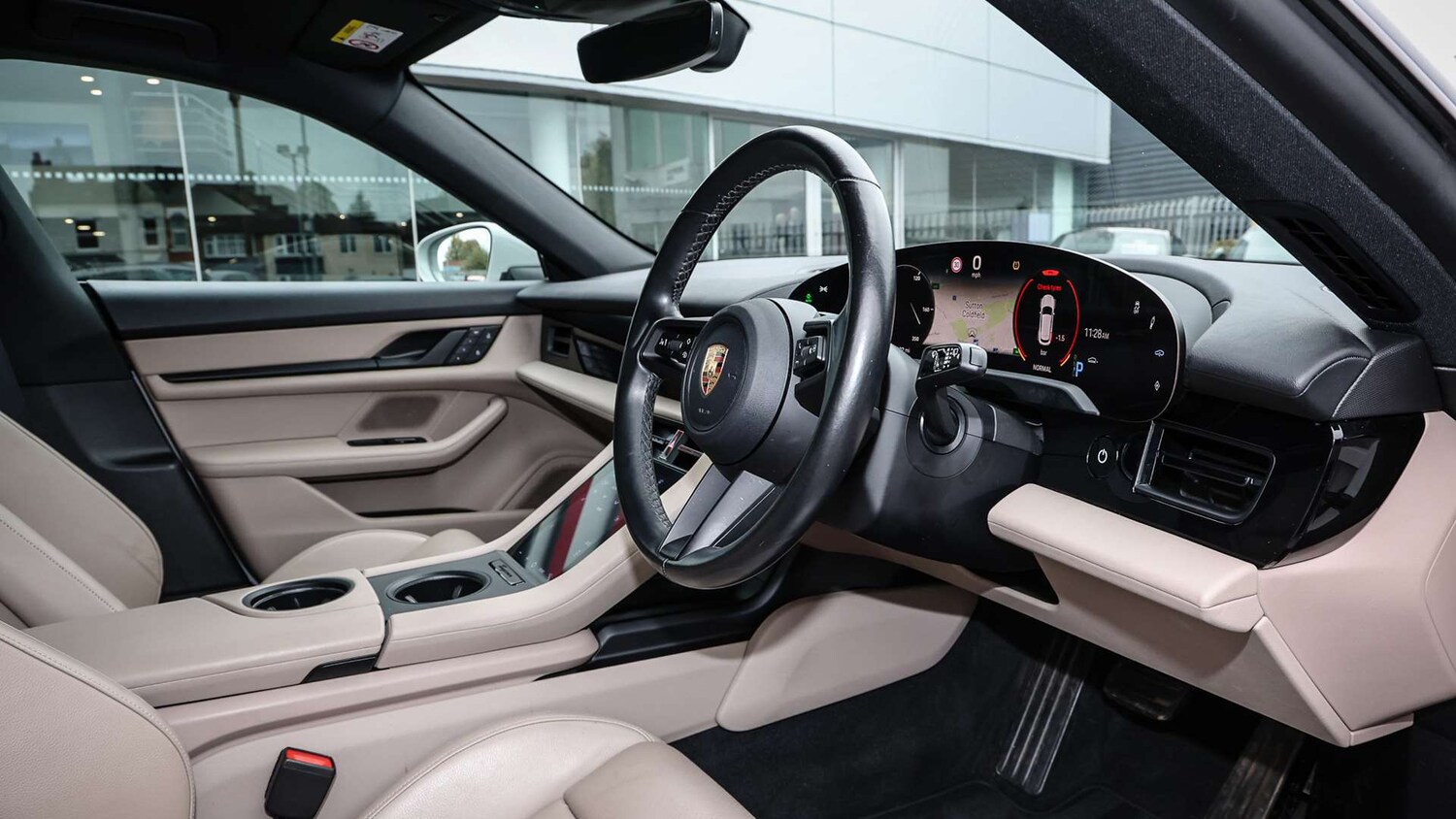 Used Porsche Taycan 2022 for sale - 76156127: Photo 11