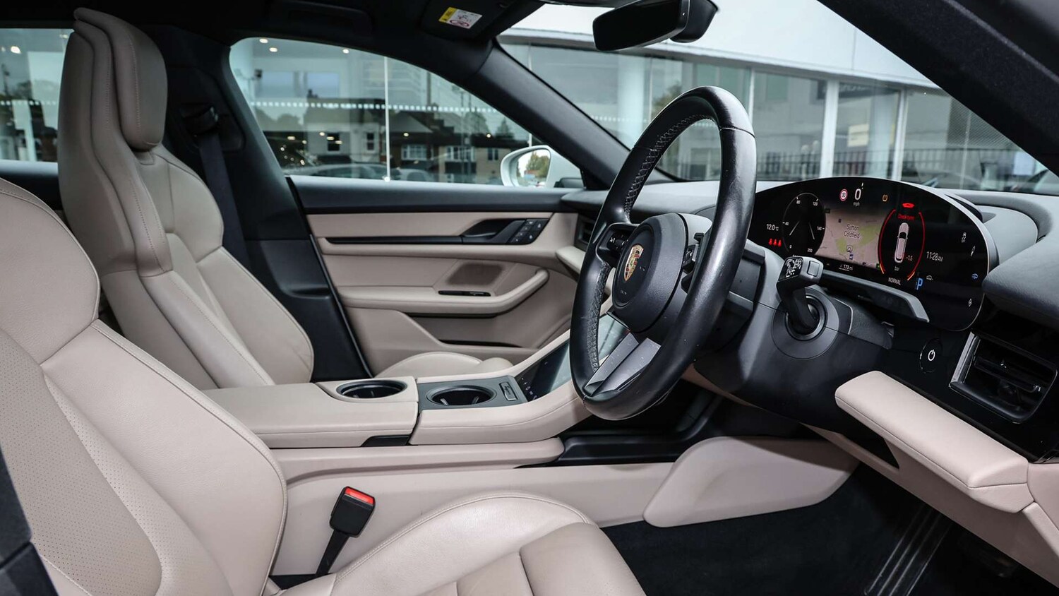 Used Porsche Taycan 2022 for sale - 76156127: Photo 12