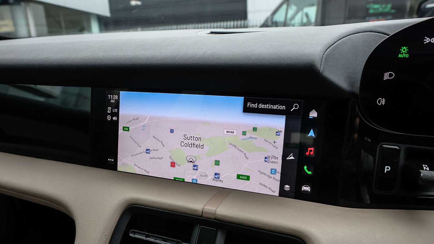 Used Porsche Taycan 2022 for sale - 76156127: Photo 20