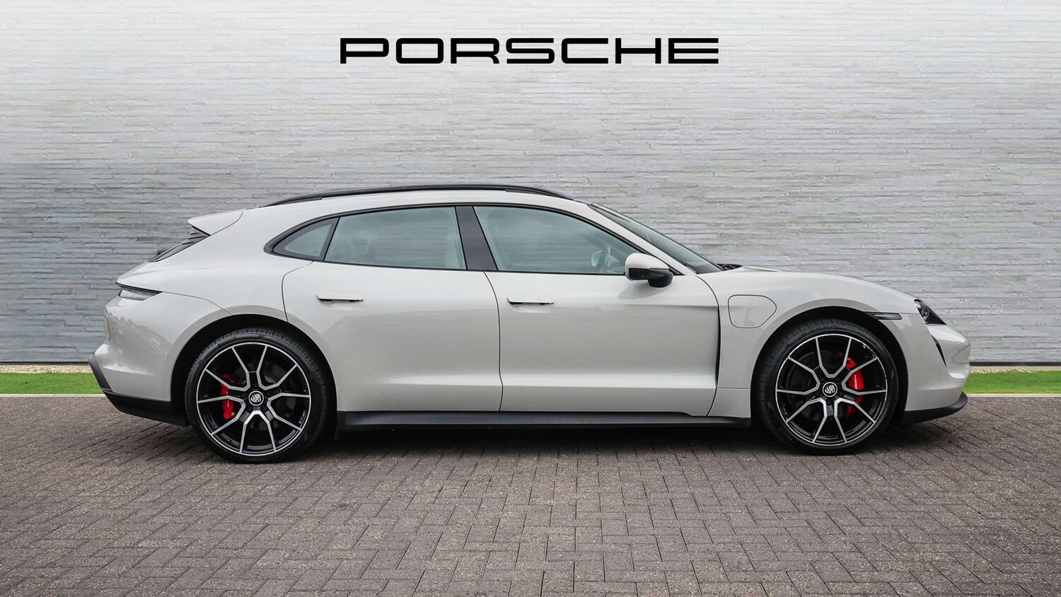 Used Porsche Taycan 2022 for sale - 76156127: Photo 7