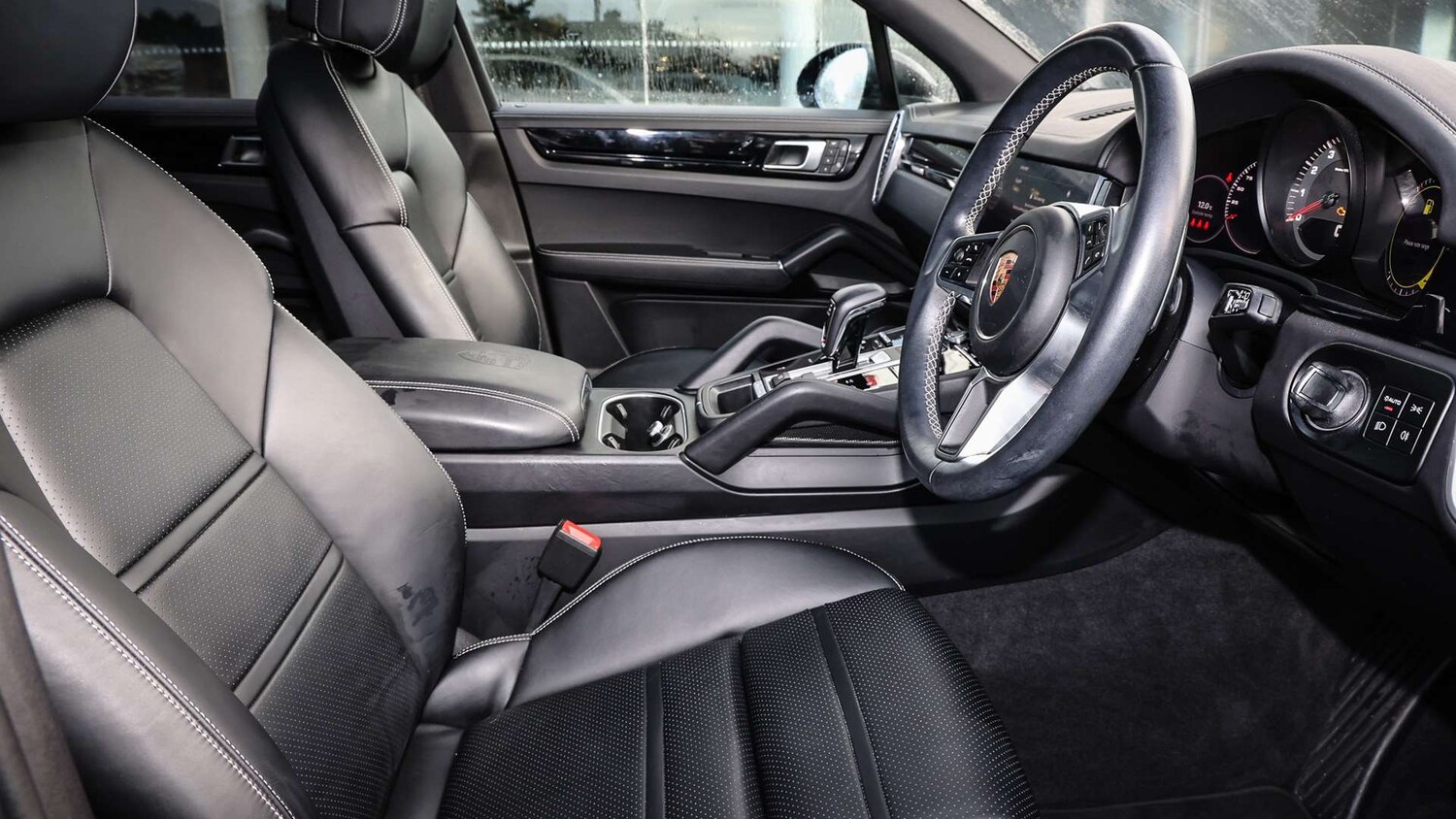 Used Porsche Cayenne 2023 for sale - 76475832: Photo 12