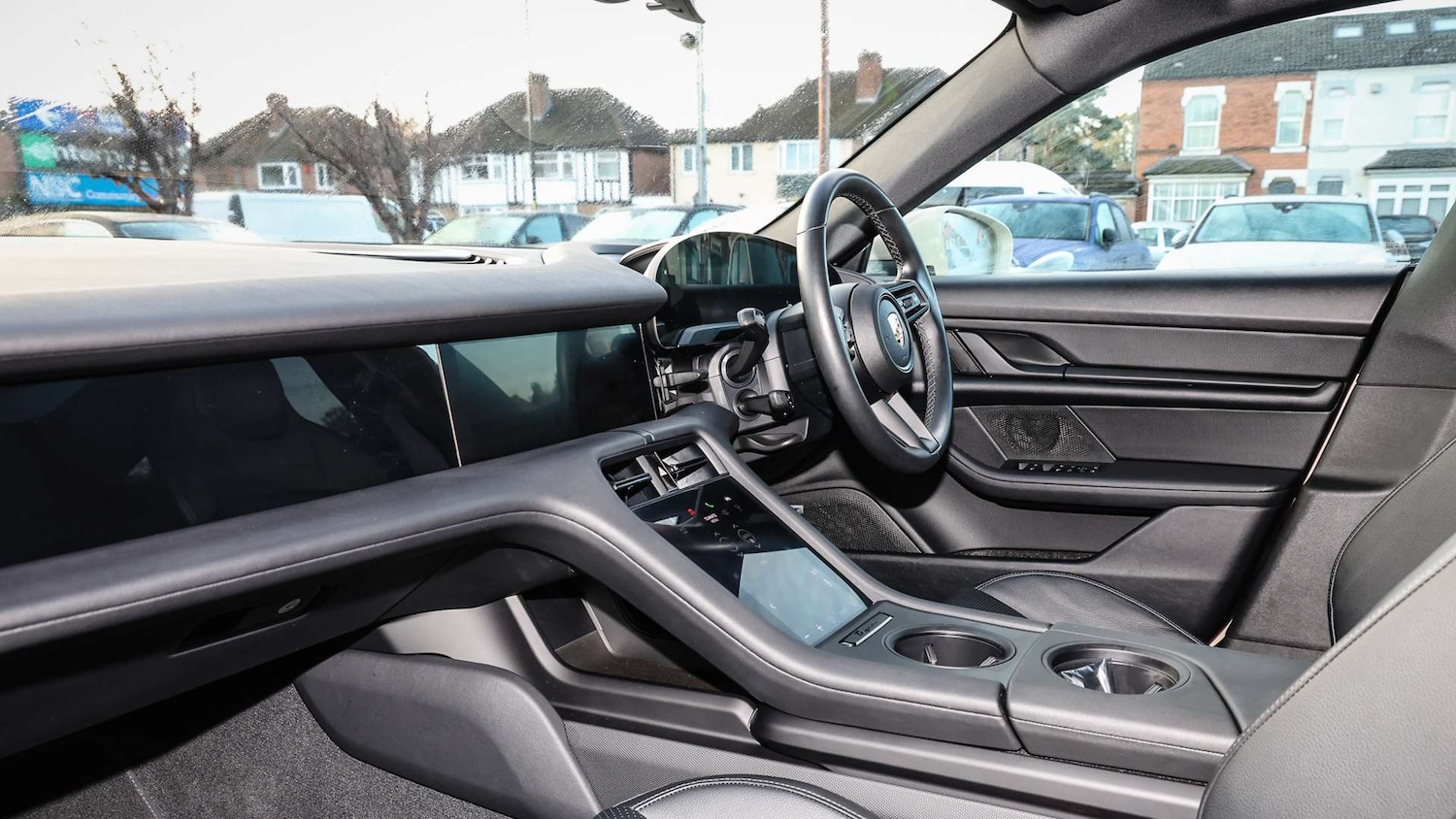 Used Porsche Taycan 2023 for sale - 76475881: Photo 5