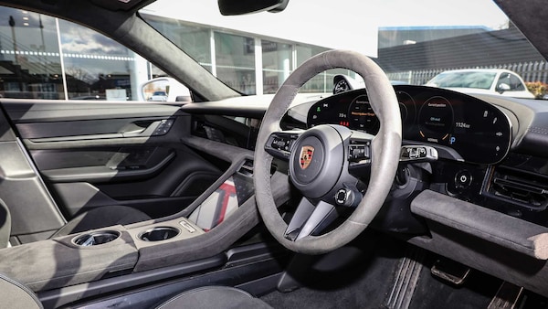 Used Porsche Taycan 2022 for sale - 75217471: Photo 12