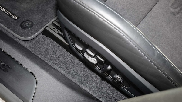 Used Porsche Taycan 2022 for sale - 75217471: Photo 33
