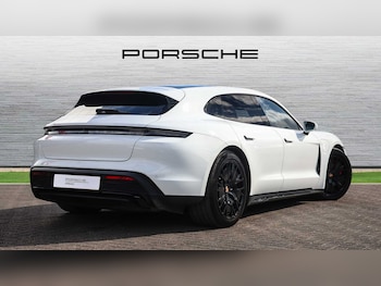 Used Porsche Taycan 2022 for sale - 75217471: Photo