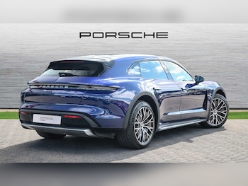 Used Porsche Taycan 2023 for sale - 75218645: Photo