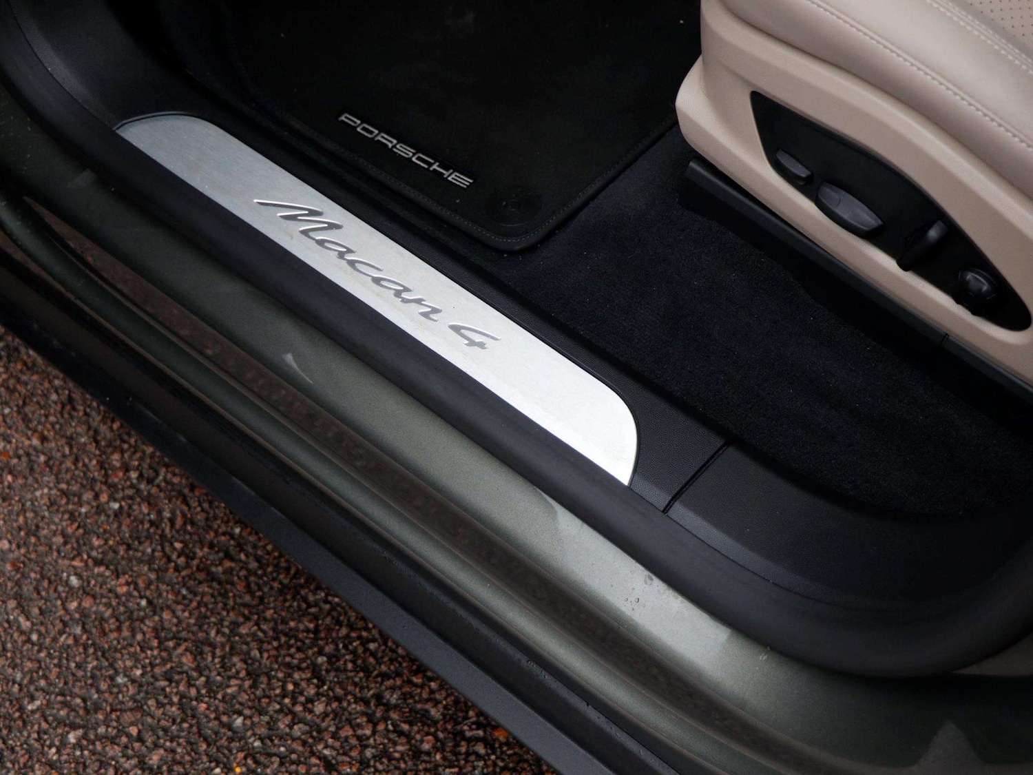 Used Porsche Macan 2024 for sale - 77333967: Photo 27