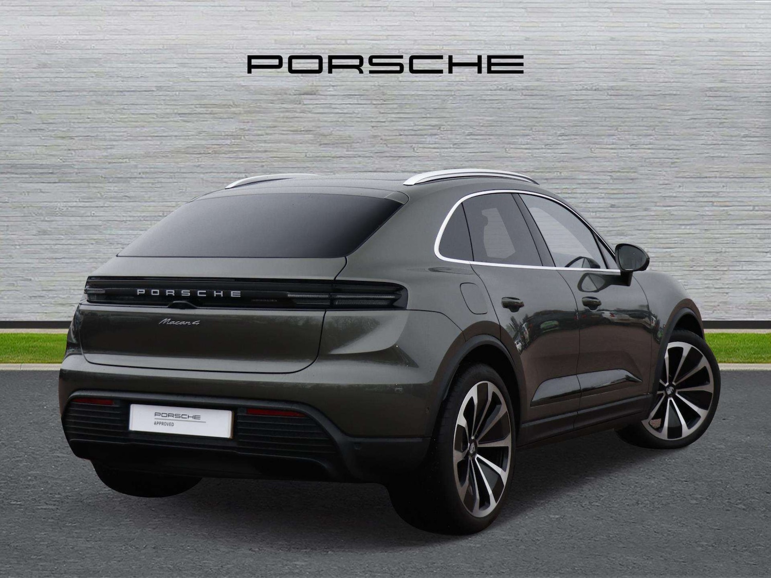 Used Porsche Macan 2024 for sale - 77333967: Photo 3