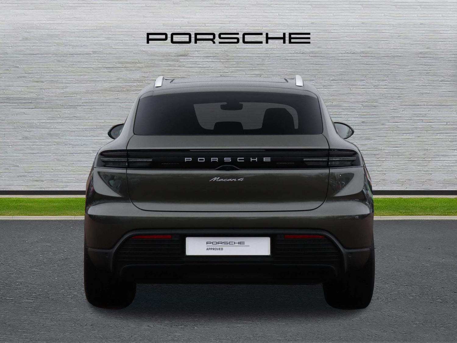 Used Porsche Macan 2024 for sale - 77333967: Photo 4