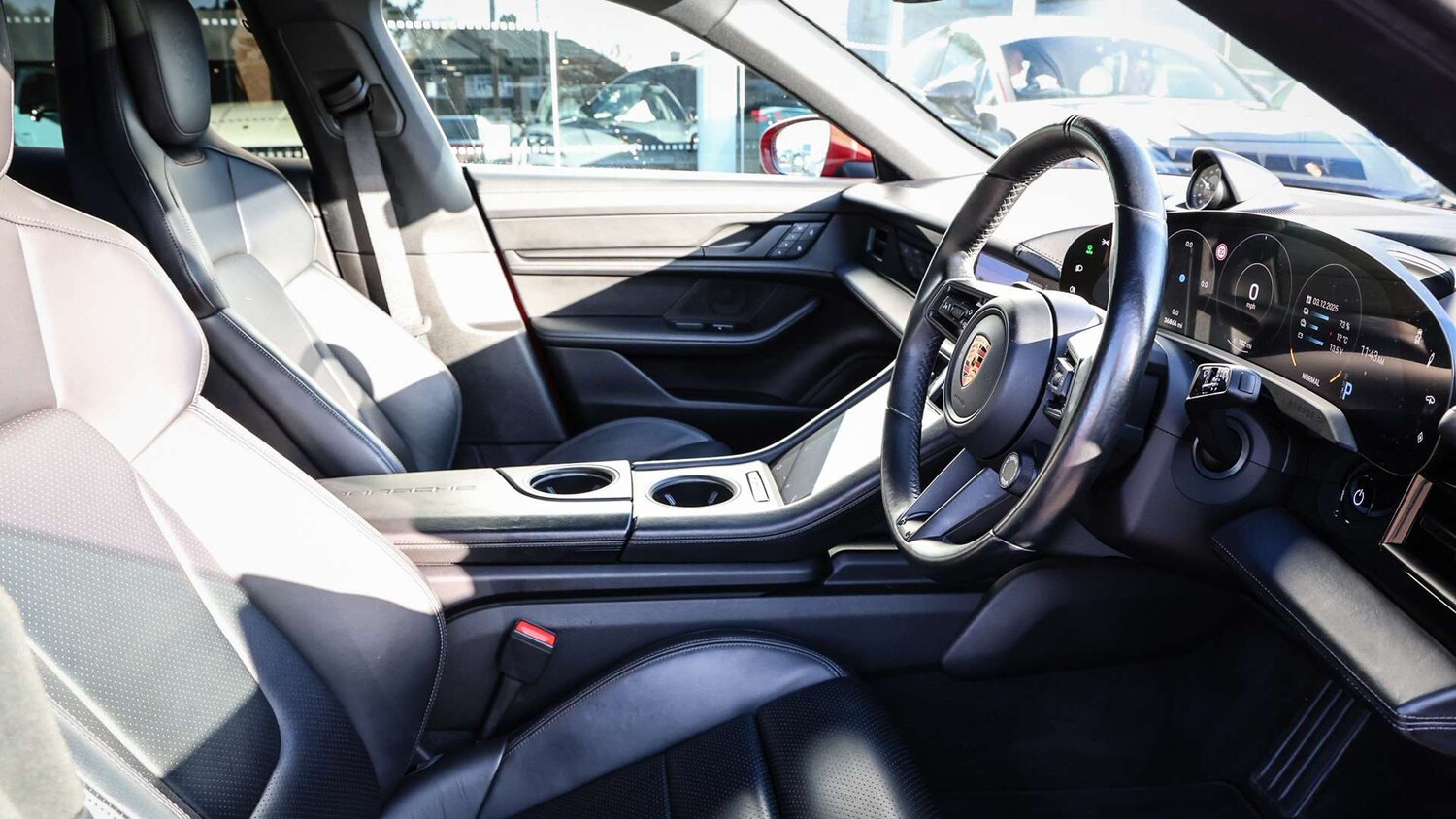 Used Porsche Taycan 2022 for sale - 76373716: Photo 13