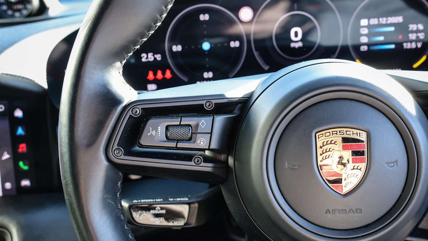 Used Porsche Taycan 2022 for sale - 76373716: Photo 23