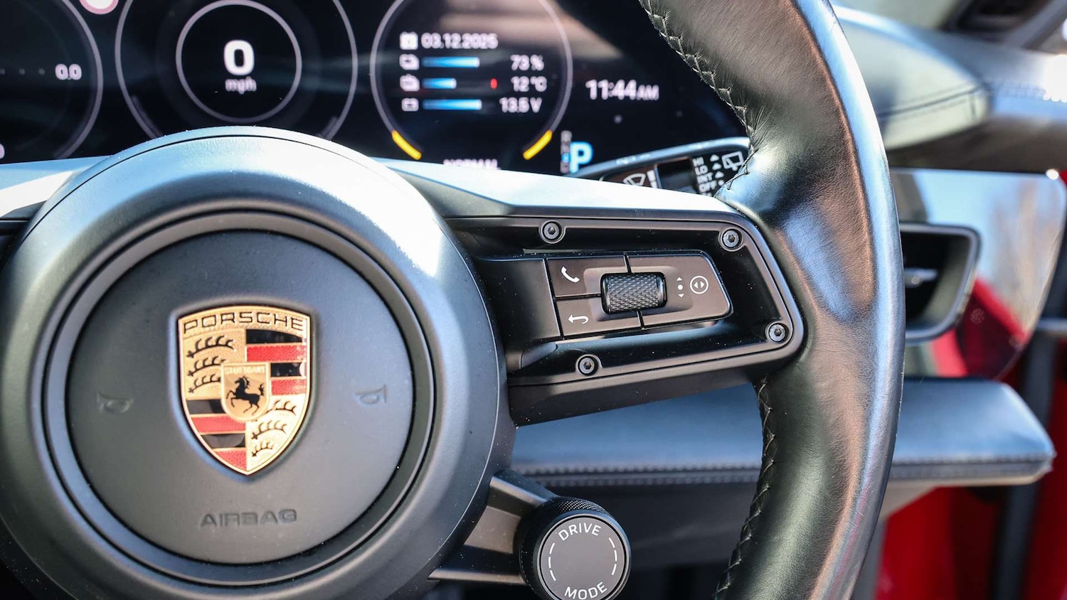 Used Porsche Taycan 2022 for sale - 76373716: Photo 24