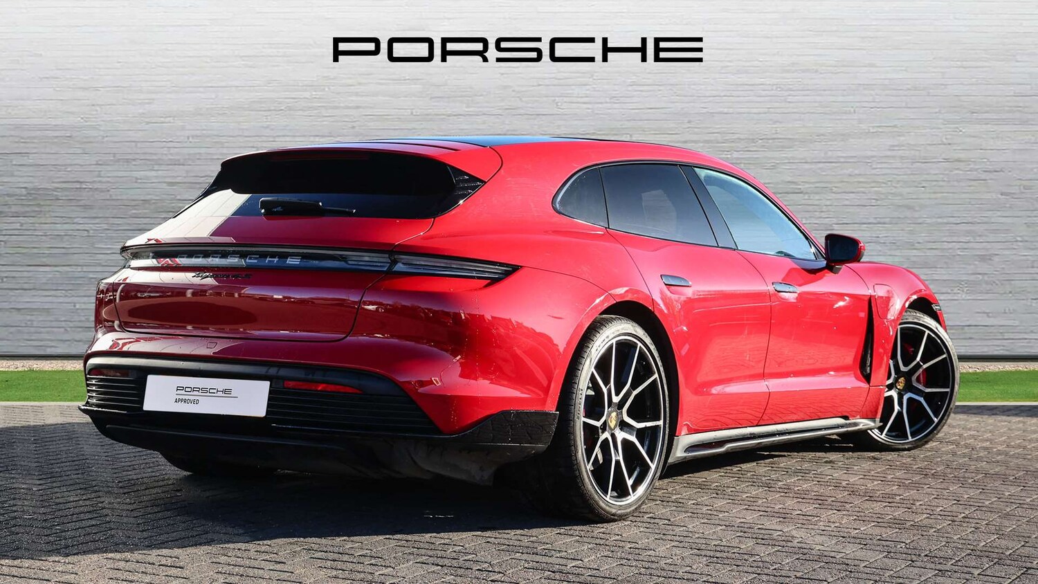 Used Porsche Taycan 2022 for sale - 76373716: Photo 3