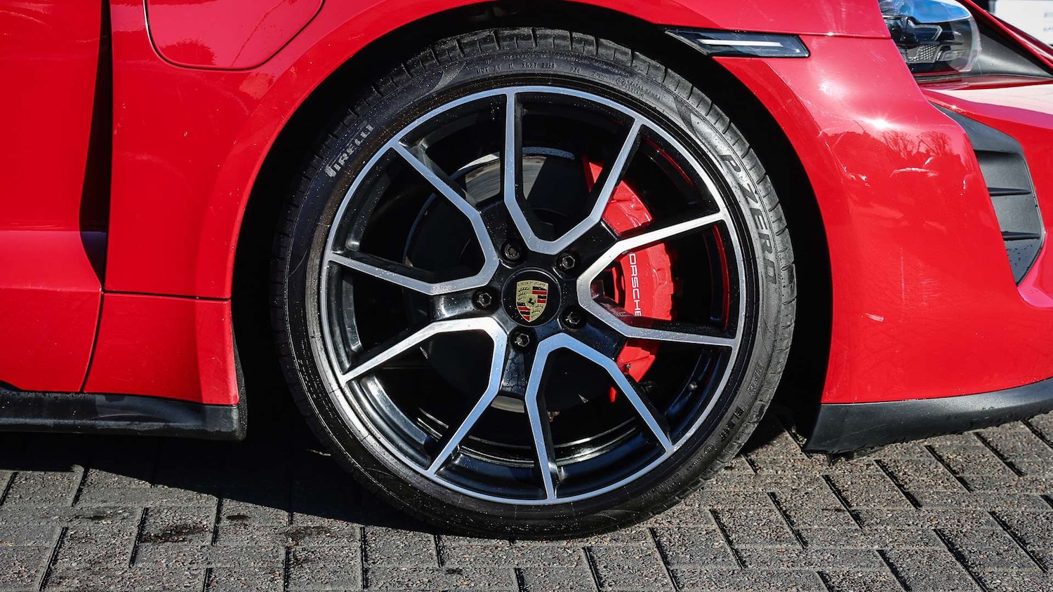 Used Porsche Taycan 2022 for sale - 76373716: Photo 6