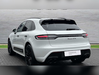 Used Porsche Macan 2024 for sale - 78551052: Photo