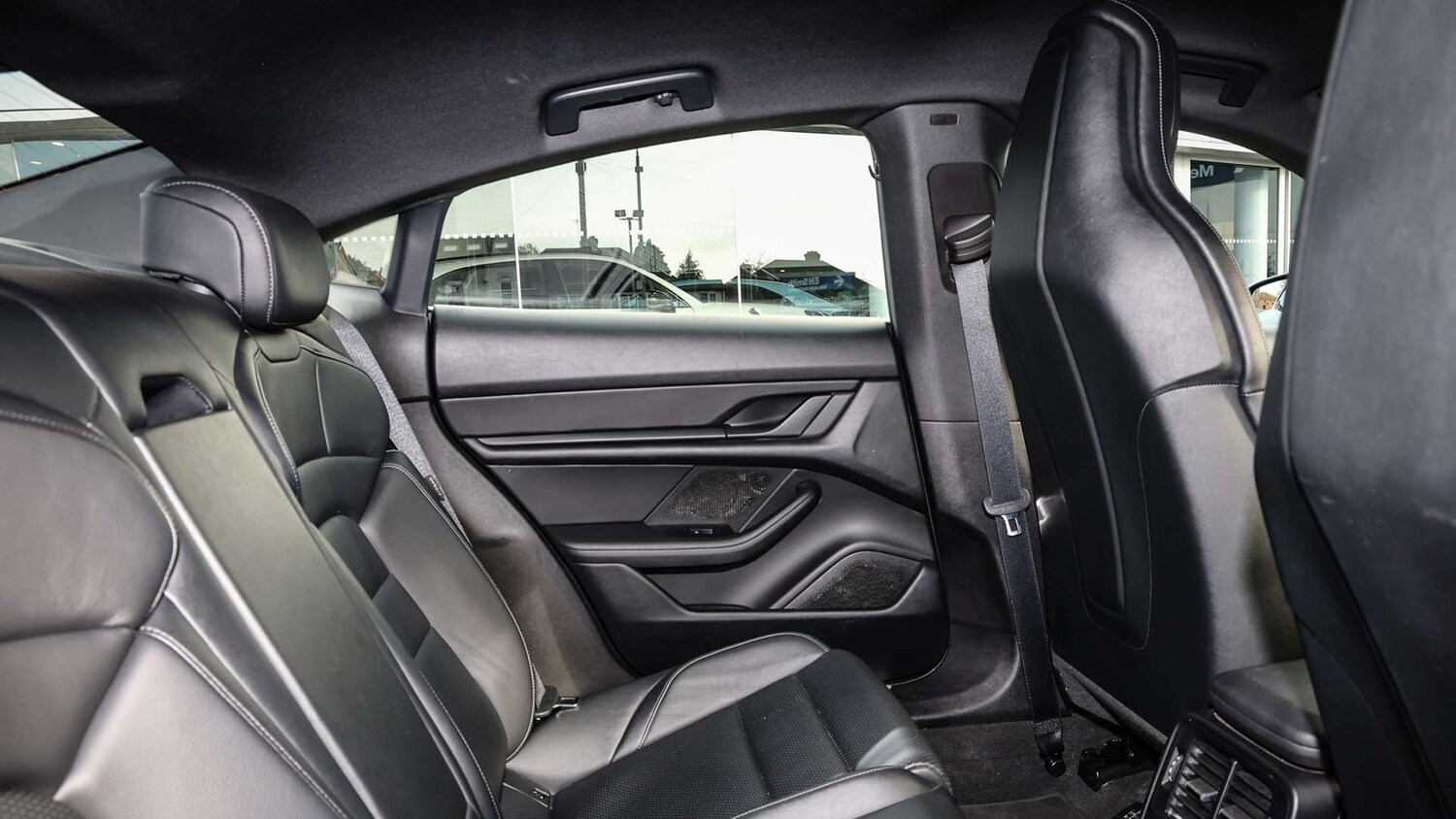 Used Porsche Taycan 2022 for sale - 76553253: Photo 14