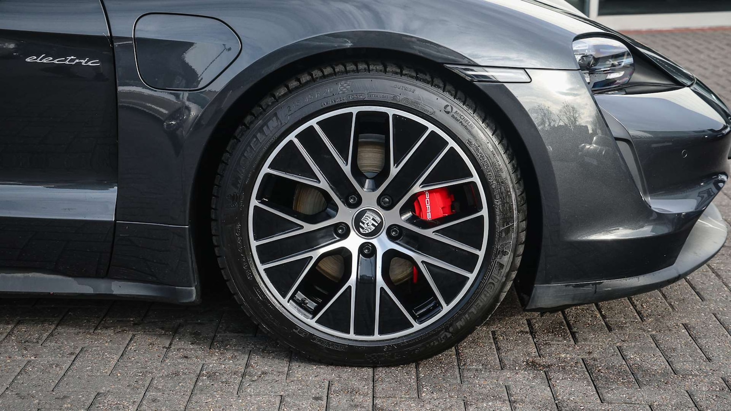 Used Porsche Taycan 2022 for sale - 76553253: Photo 6