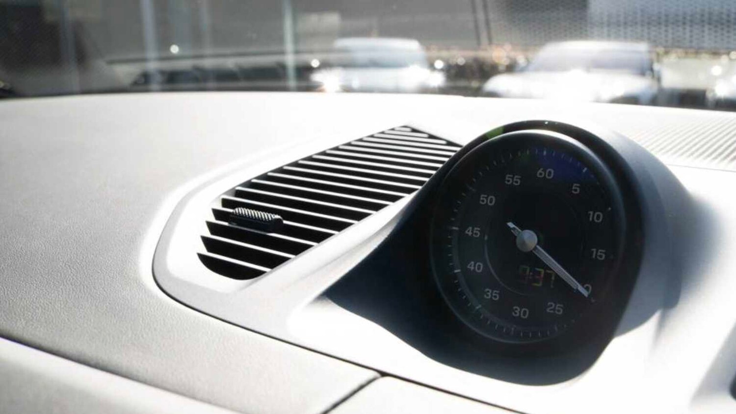 Used Porsche Cayenne 2025 for sale - 76661941: Photo 10